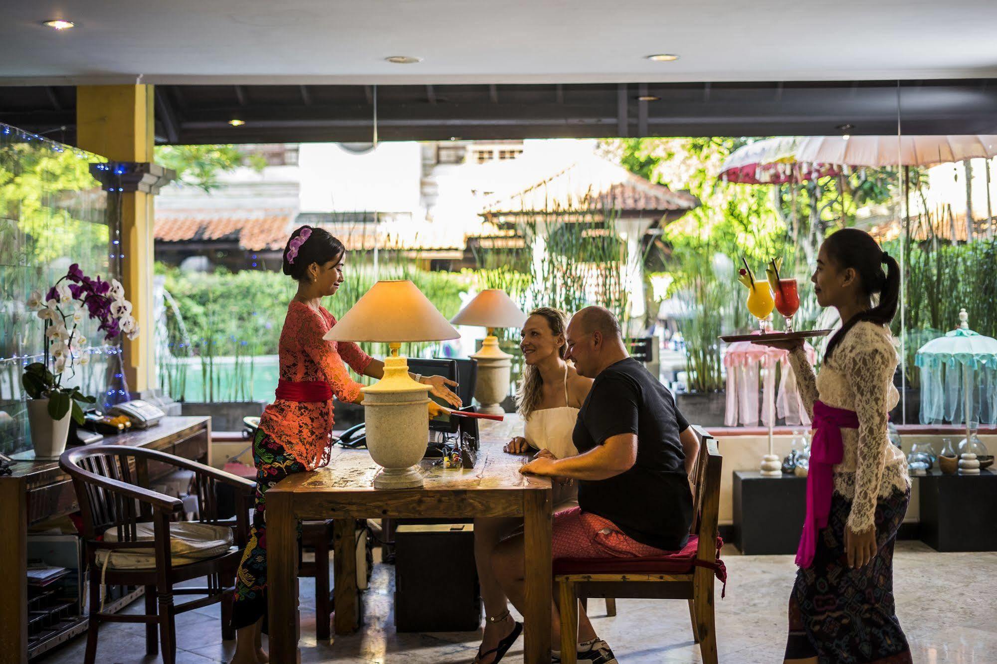 Royal Hotel And Villa Bali Legian Eksteriør billede